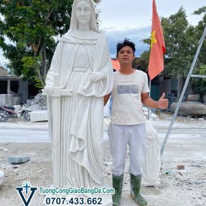 tuong-thanh-Pelicity-bang-da (1)