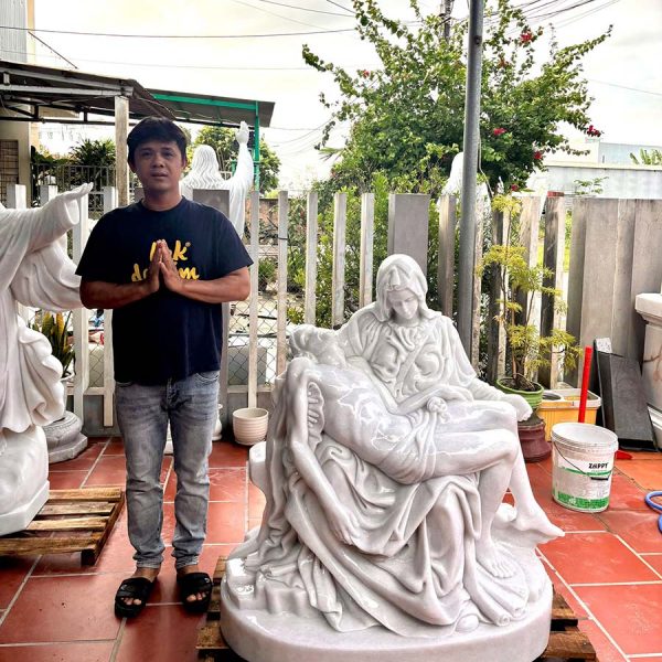 Tượng Đức Mẹ Sầu Bi bằng đá trắng tự nhiên cao 1,2 mét (ĐMSB10)