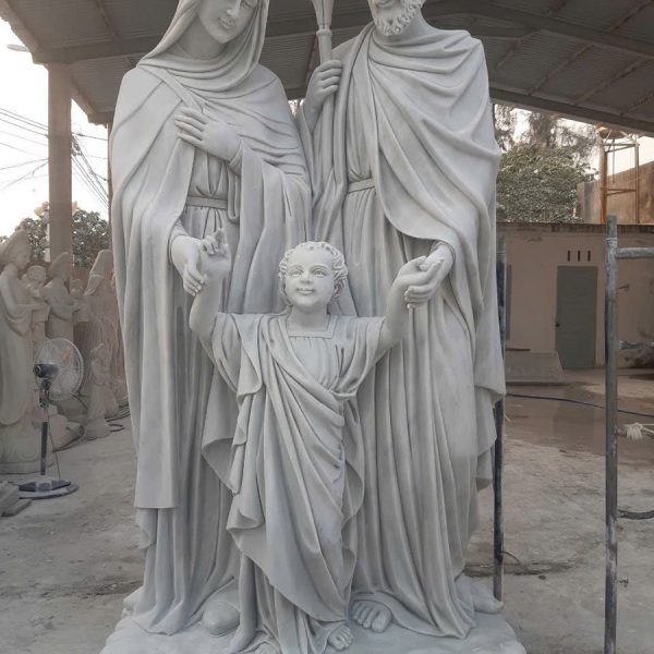 Tượng Gia Đình Thánh Gia bằng đá nguyên khối