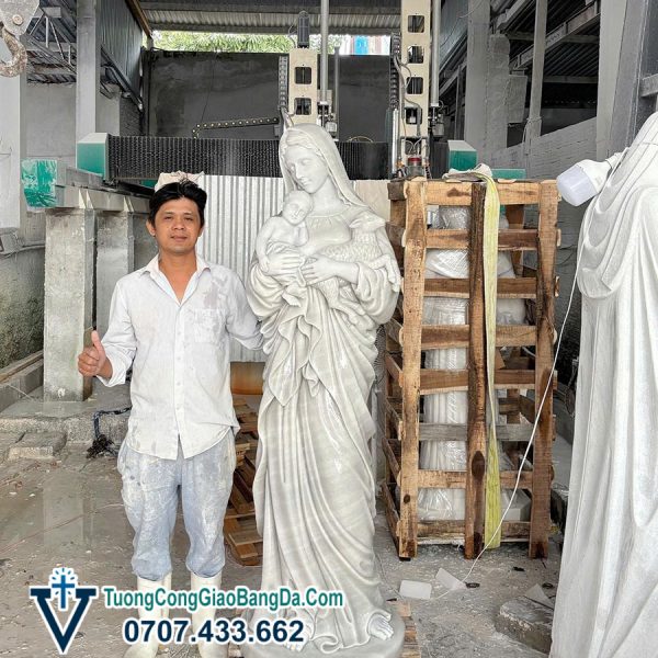 Tượng Đức Mẹ Chăn Chiên bằng đá trắng xám cao 1,9 mét (ĐMCC03)