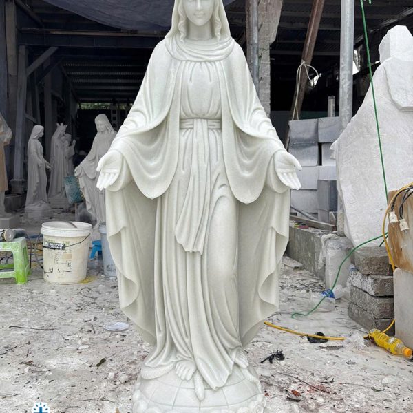Tượng Đức Mẹ Maria bằng đá cẩm thạch tự nhiên nguyên khối cao 2 mét (BANƠN054)