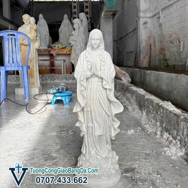 Tượng Đức Mẹ Chắp Tay Cầu Nguyện bằng đá trắng cao 60 cm (LĐ030)