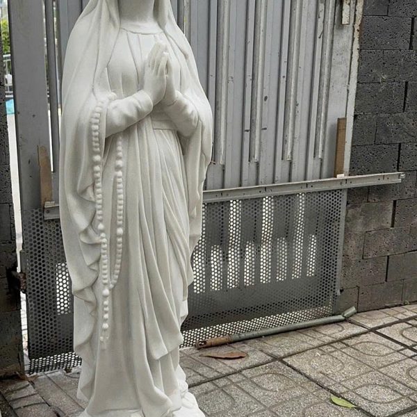 Tượng Đức Mẹ Chắp Tay Cầu Nguyện bằng đá trắng đẹp cao 1,4 mét (LĐ031)