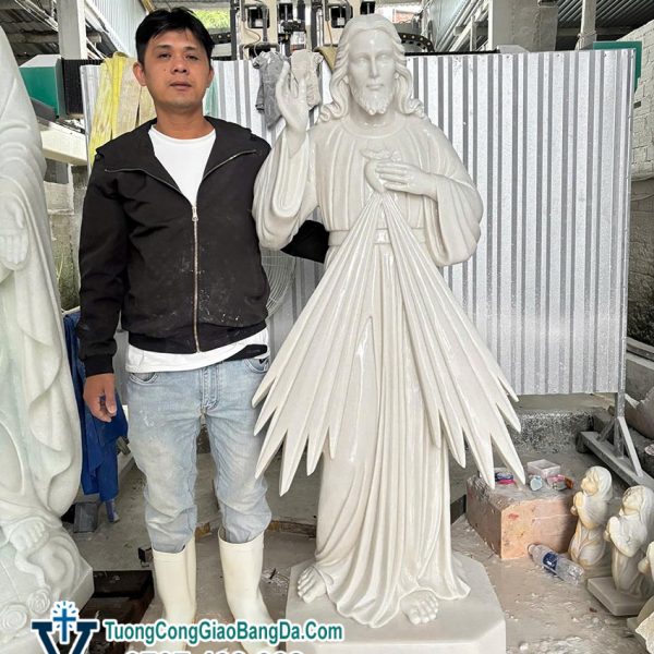 Tượng Chúa Thương Xót bằng đá cẩm thạch cao 1,7 mét (LCTX013)