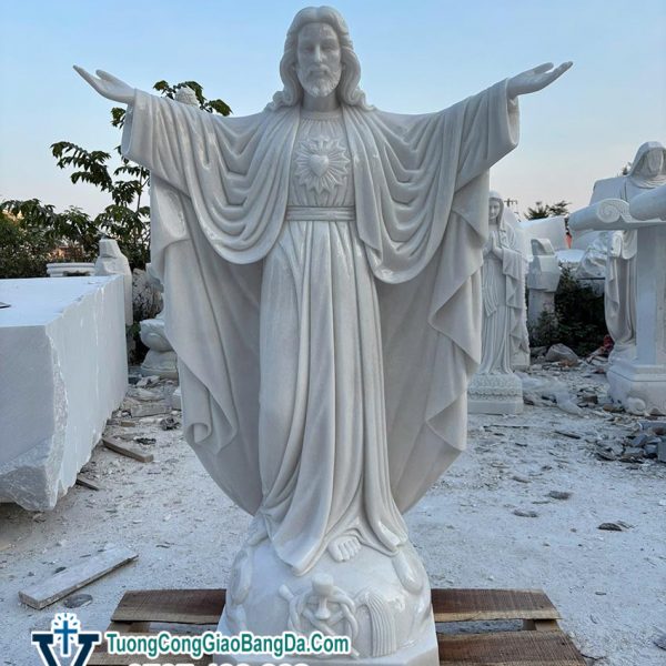 Tượng Chúa giang tay bằng đá trắng tự nhiên nguyên khối cao 1,3 mét (CKTV013)