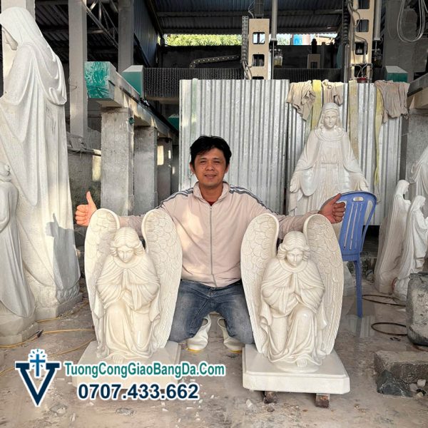 Tượng Thiên Thần quỳ gối cầu nguyện bằng đá trắng cao 70 cm (TT35)
