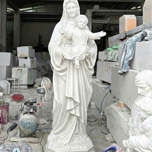 Tượng Đức Mẹ Bế Chúa bằng đá cẩm thạch tự nhiên cao 2 mét (ĐMVCHĐ17)