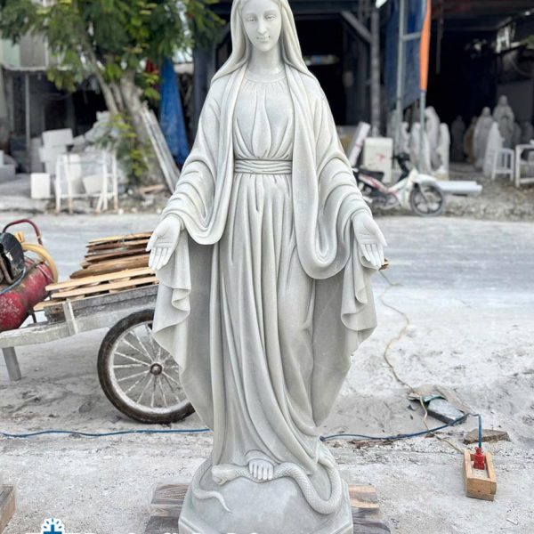 Tượng Đức Mẹ Ban Ơn bằng đá cẩm thạch tự nhiên nguyên khối cao 1,5 mét (BANƠN69)